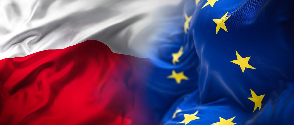 Symboliczny mix flag UE i Polski