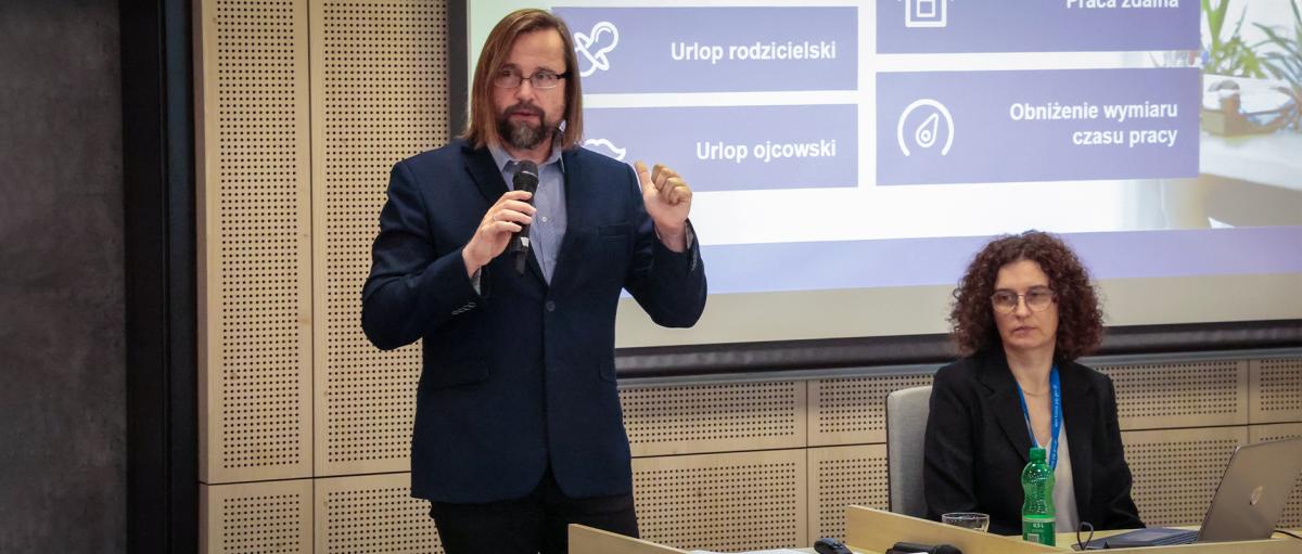 GIP na konferencji w Kielcach poświęconej przepisom prawa pracy dla rodziców