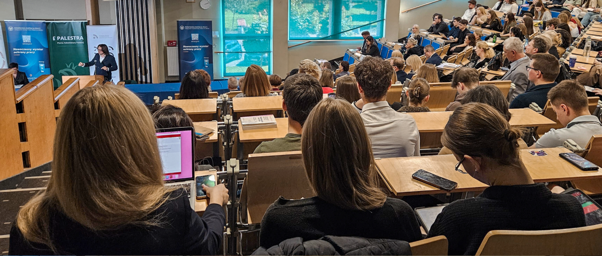 Uczestnicy konferencji „Mobbing 2.0 – ochrona pracownika w realiach współczesnego zatrudnienia” w Opolu
