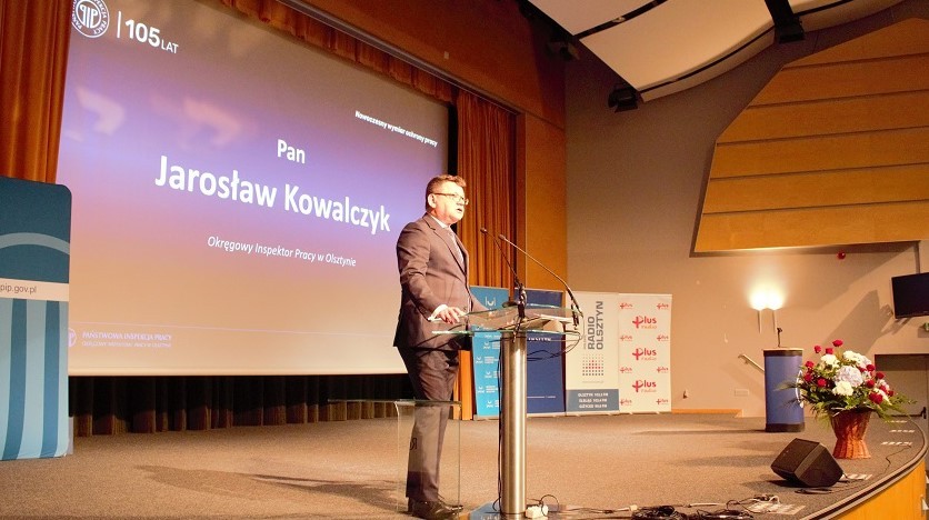 Otwarcie konferencji przez Pana Jarosława Kowalczyka - Okręgowego Inspektora Pracy w Olsztynie