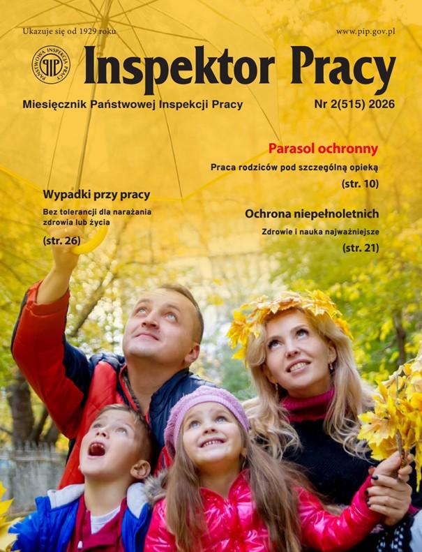 Rodzina schowana pod parasolem