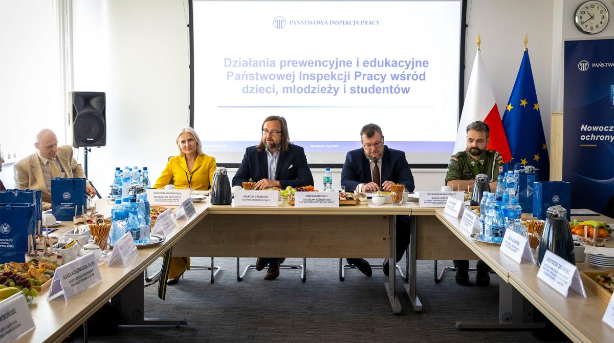 Forum do rozmów o problemach młodych na rynku pracy
