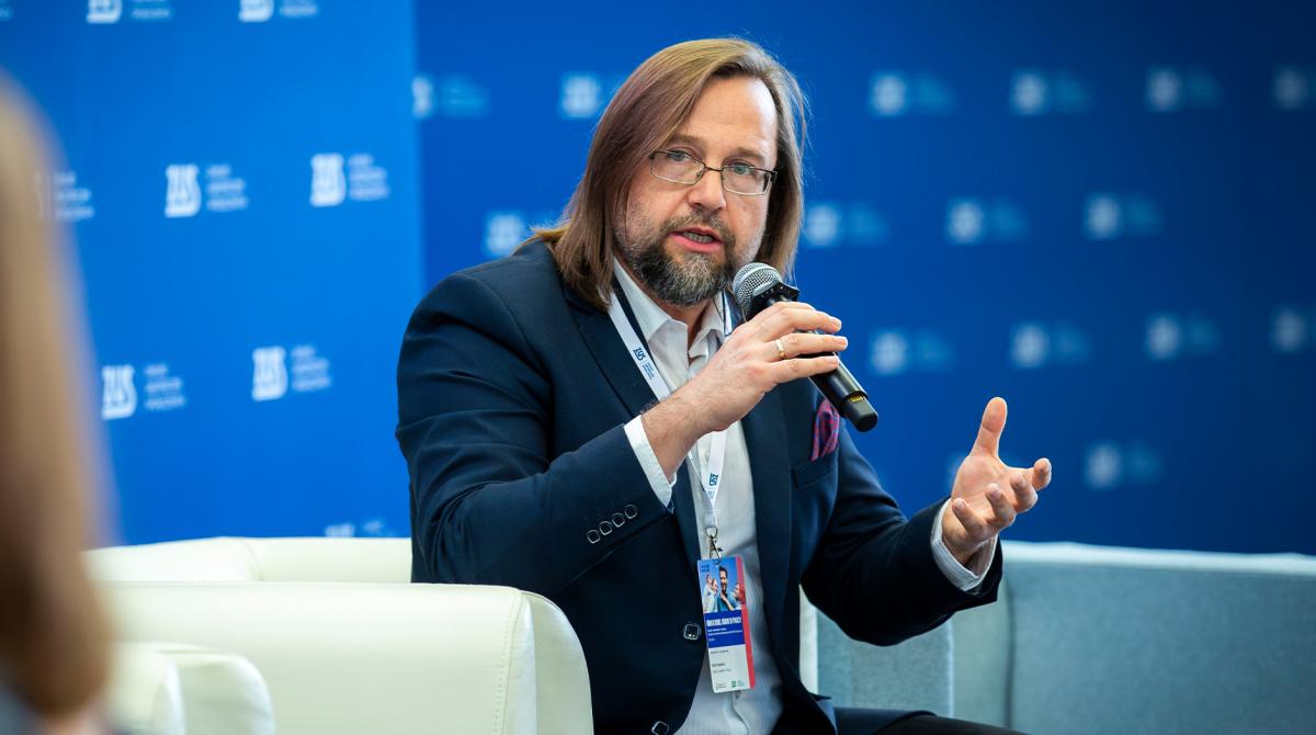 „Równi w domu – równi w pracy”