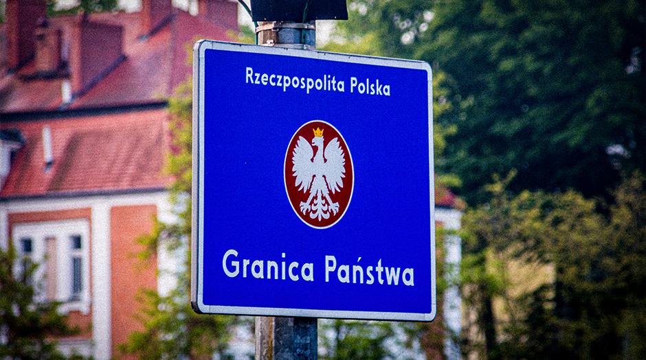 Cudzoziemcy: ułatwienia w zatrudnieniu, wyższe sankcje za łamanie prawa  